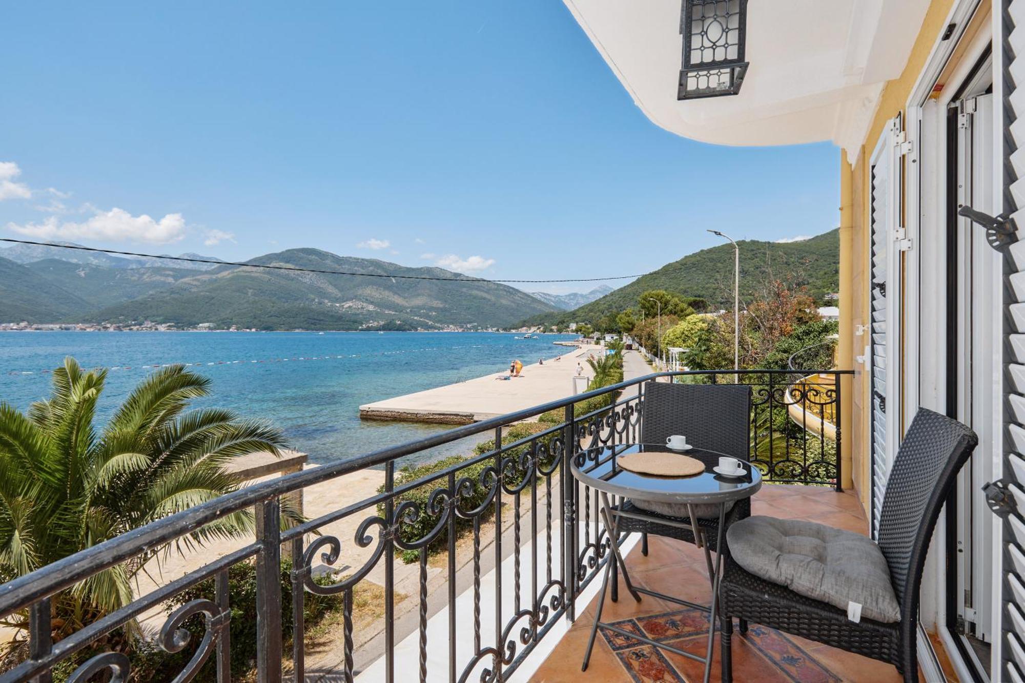 Apartment Villa Marija Тиват Екстер'єр фото